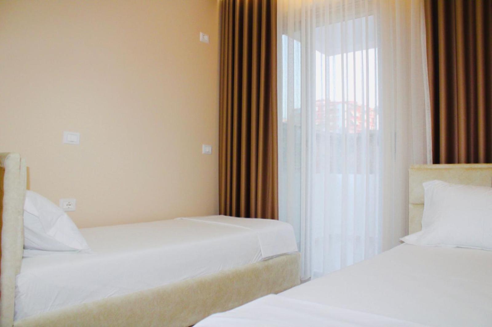 Holiday Apartment Vlore Ngoại thất bức ảnh