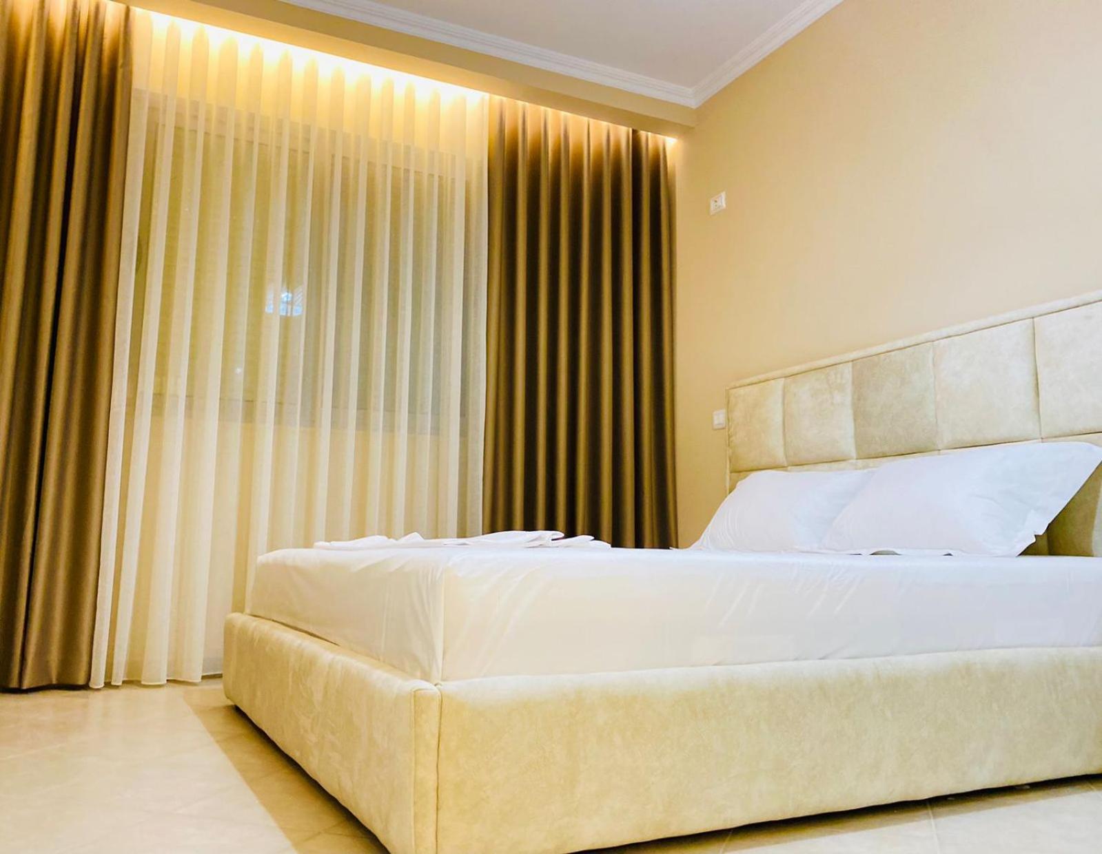 Holiday Apartment Vlore Ngoại thất bức ảnh