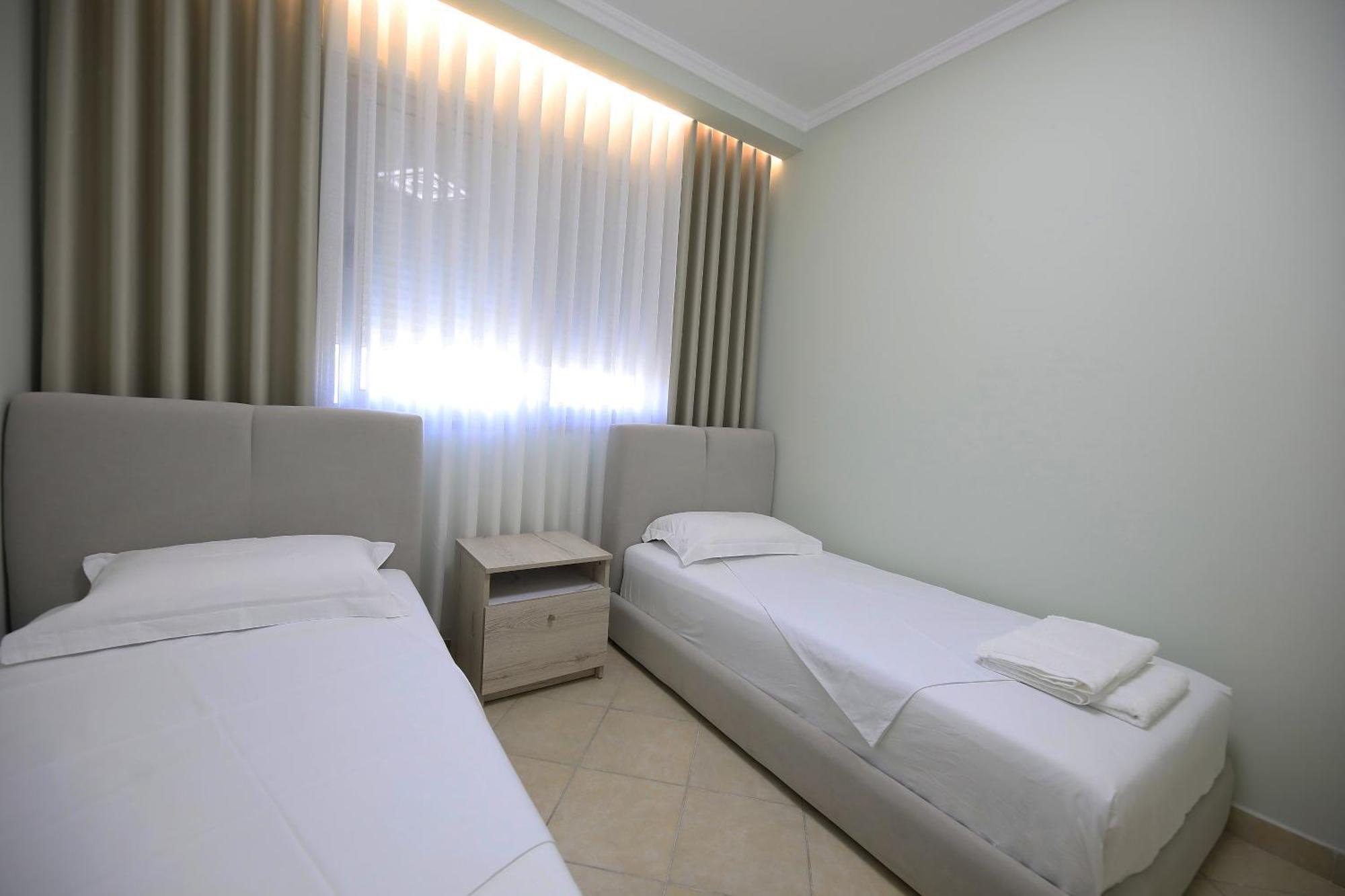 Holiday Apartment Vlore Ngoại thất bức ảnh