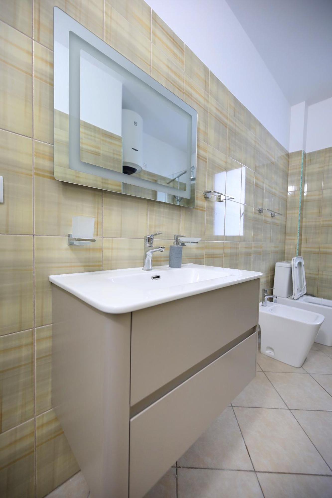 Holiday Apartment Vlore Ngoại thất bức ảnh